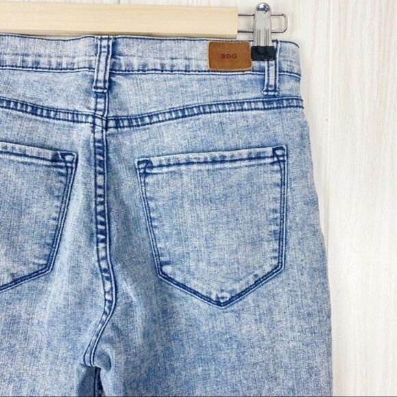 BDG | High Rise Twig Ankle Jeans Size 28 - Picture 4 of 6